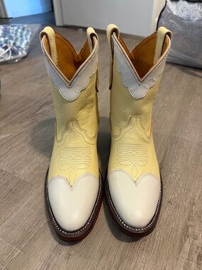 Custom Pastel Yellow Cowgirl bootie